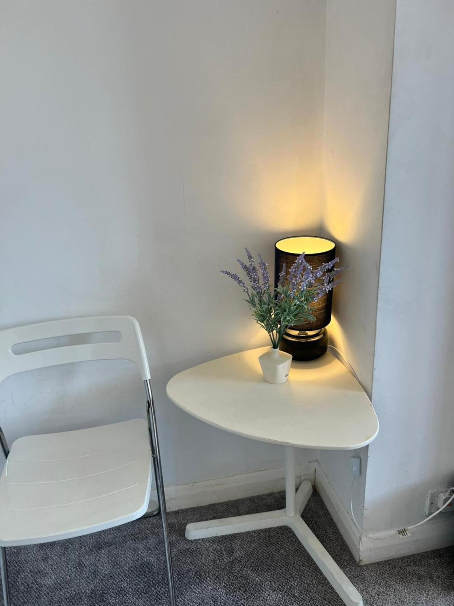 Airport Garden Rooms Feltham エクステリア 写真